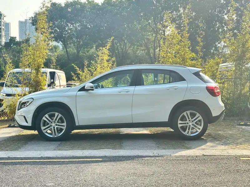 Mercedes-Benz GLA (Imported) 2015 GLA 200 — миниатюра 4