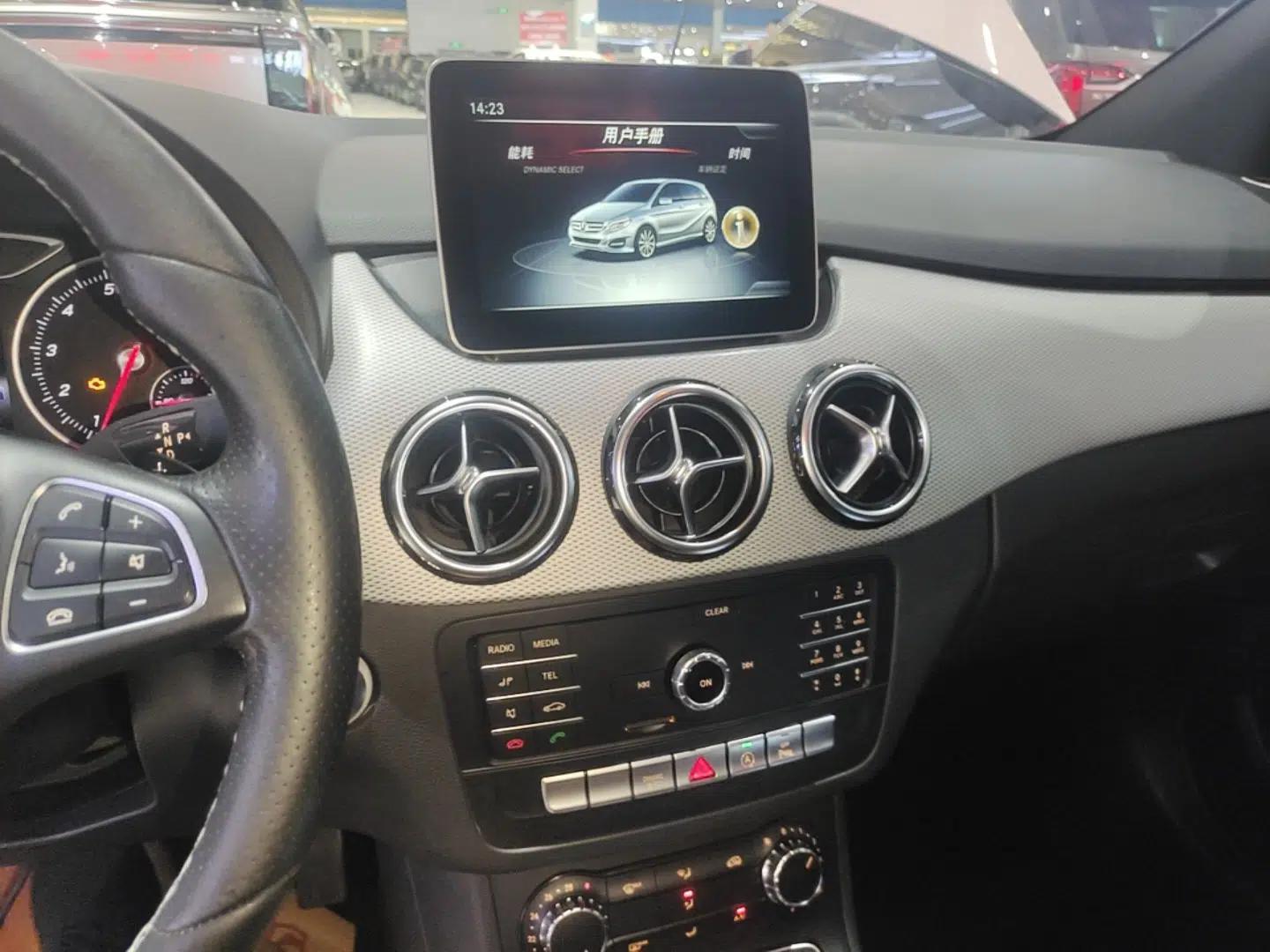 Mercedes-Benz B-Class 2019 B 200 Sport Edition — миниатюра 15