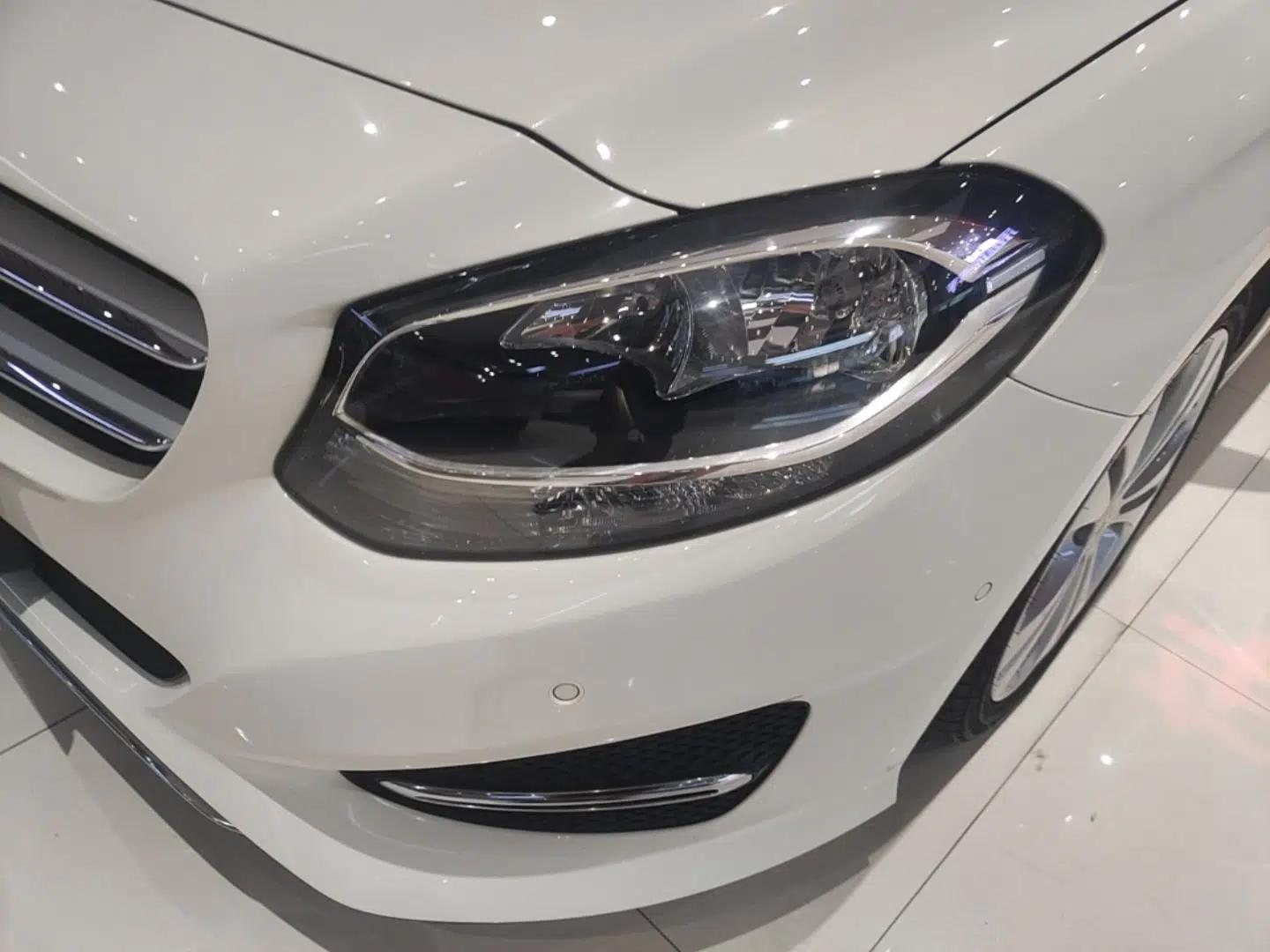 Mercedes-Benz B-Class 2019 B 200 Sport Edition — миниатюра 8