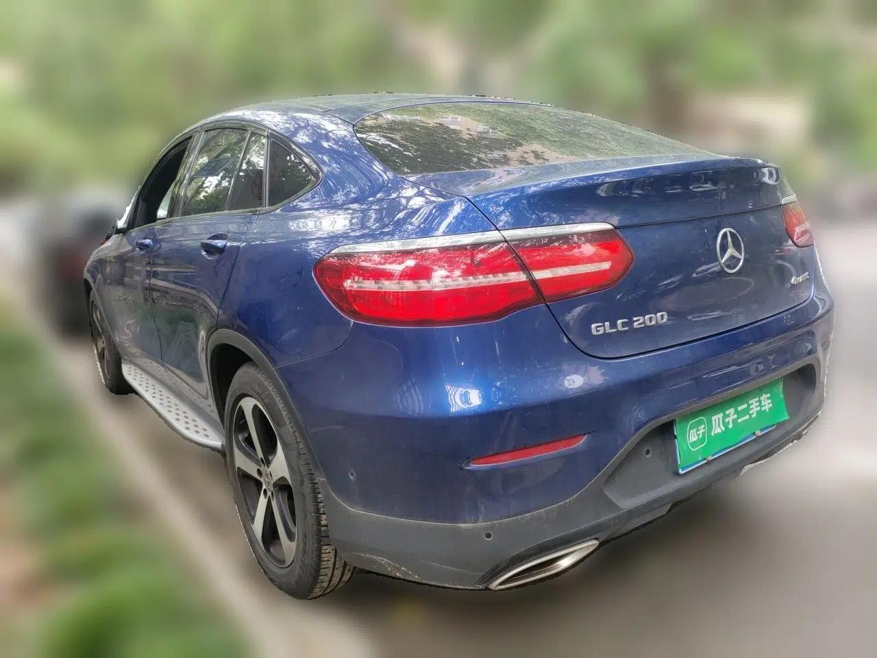 Mercedes-Benz GLC Coupe 2019 Facelift GLC 200 4MATIC Coupe SUV — миниатюра 4