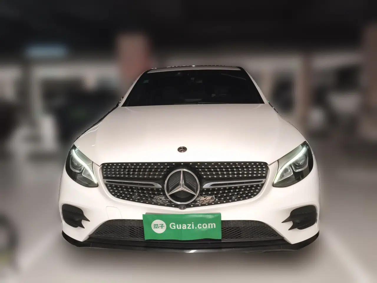 Mercedes-Benz GLC Coupe 2018 GLC 260 4MATIC Coupe SUV — миниатюра 2