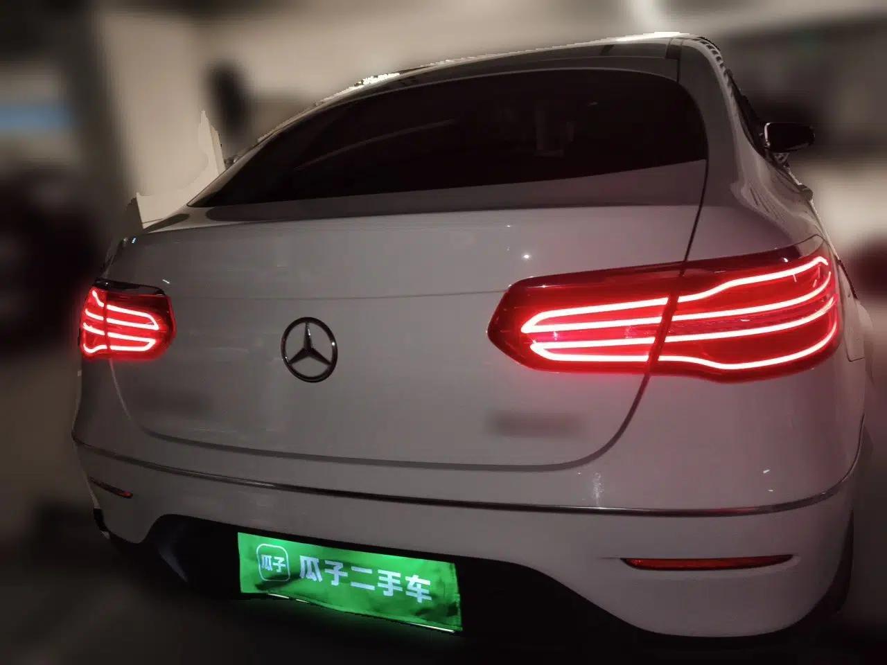 Mercedes-Benz GLC Coupe 2018 GLC 260 4MATIC Coupe SUV — миниатюра 5