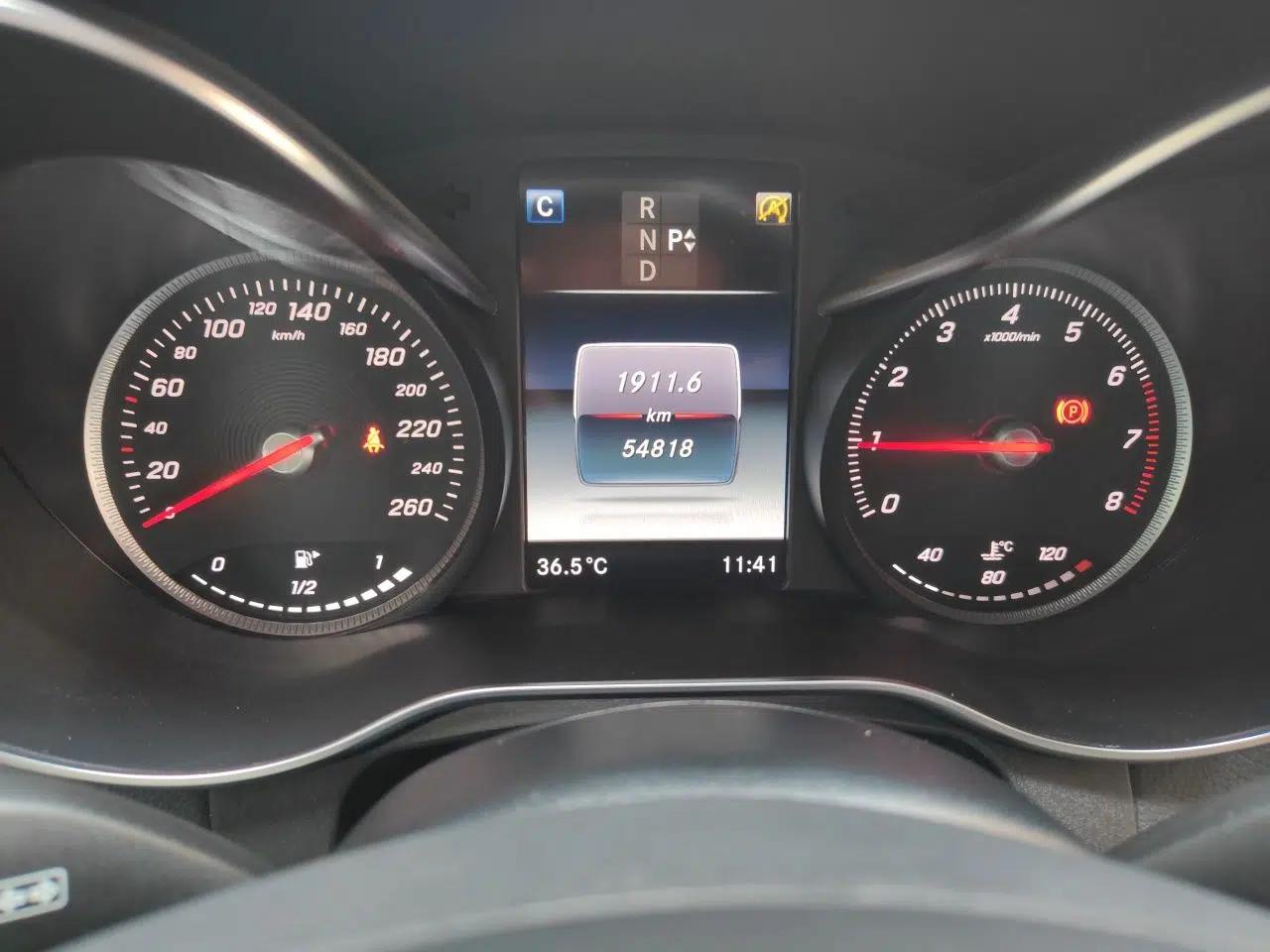 Mercedes-Benz GLC Coupe 2018 GLC 260 4MATIC Coupe SUV — миниатюра 12