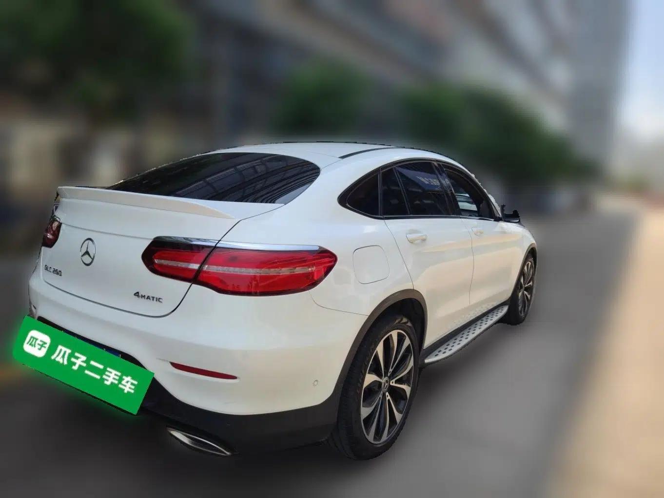 Mercedes-Benz GLC Coupe 2018 GLC 260 4MATIC Coupe SUV — миниатюра 6