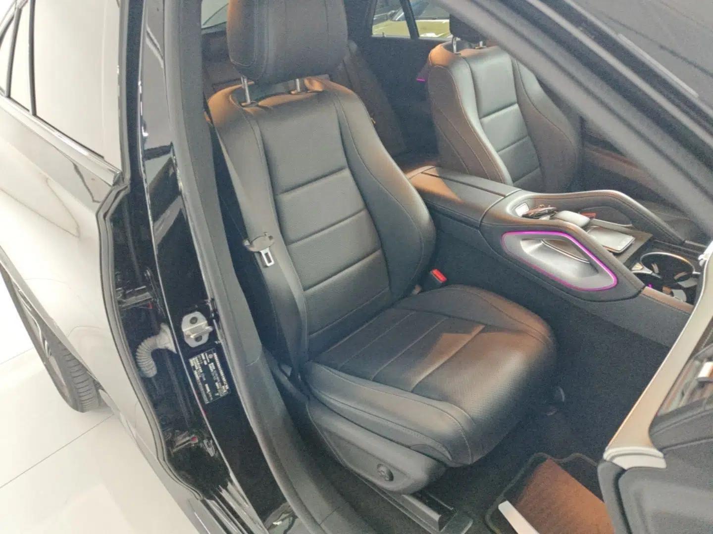 Mercedes-Benz GLE Coupe 2024 GLE 450 4MATIC Coupe SUV Fashion Model — миниатюра 26
