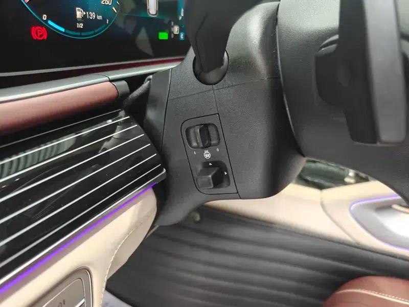Mercedes-Benz GLS 2023 3.0L Automatic 4WD 7-Seater (Parallel Import) — миниатюра 29