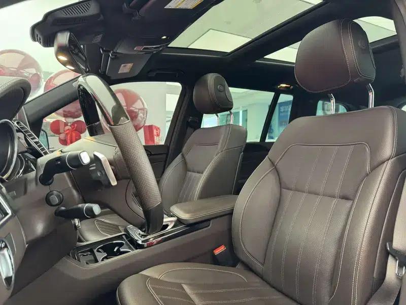 Mercedes-Benz GLS 2019 3.0T Automatic 4WD 7-Seater (Parallel Import) — миниатюра 18