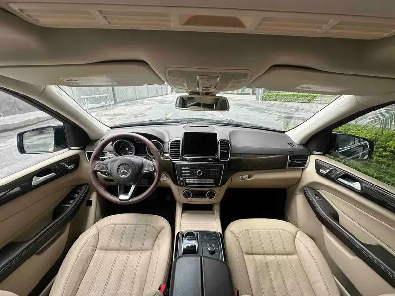 Mercedes-Benz GLS 2017 3.0T Automatic Front-Wheel Drive 7-Seater (Parallel Import) — миниатюра 13