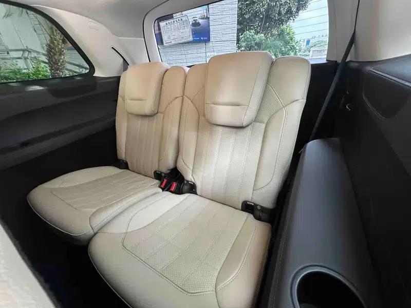 Mercedes-Benz GLS 2017 3.0T Automatic Front-Wheel Drive 7-Seater (Parallel Import) — миниатюра 25