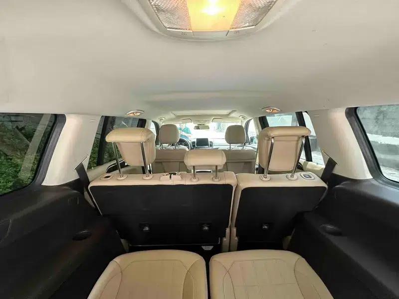 Mercedes-Benz GLS 2017 3.0T Automatic Front-Wheel Drive 7-Seater (Parallel Import) — миниатюра 26