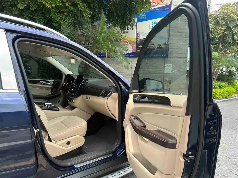 Mercedes-Benz GLS 2017 3.0T Automatic Front-Wheel Drive 7-Seater (Parallel Import) — миниатюра 8