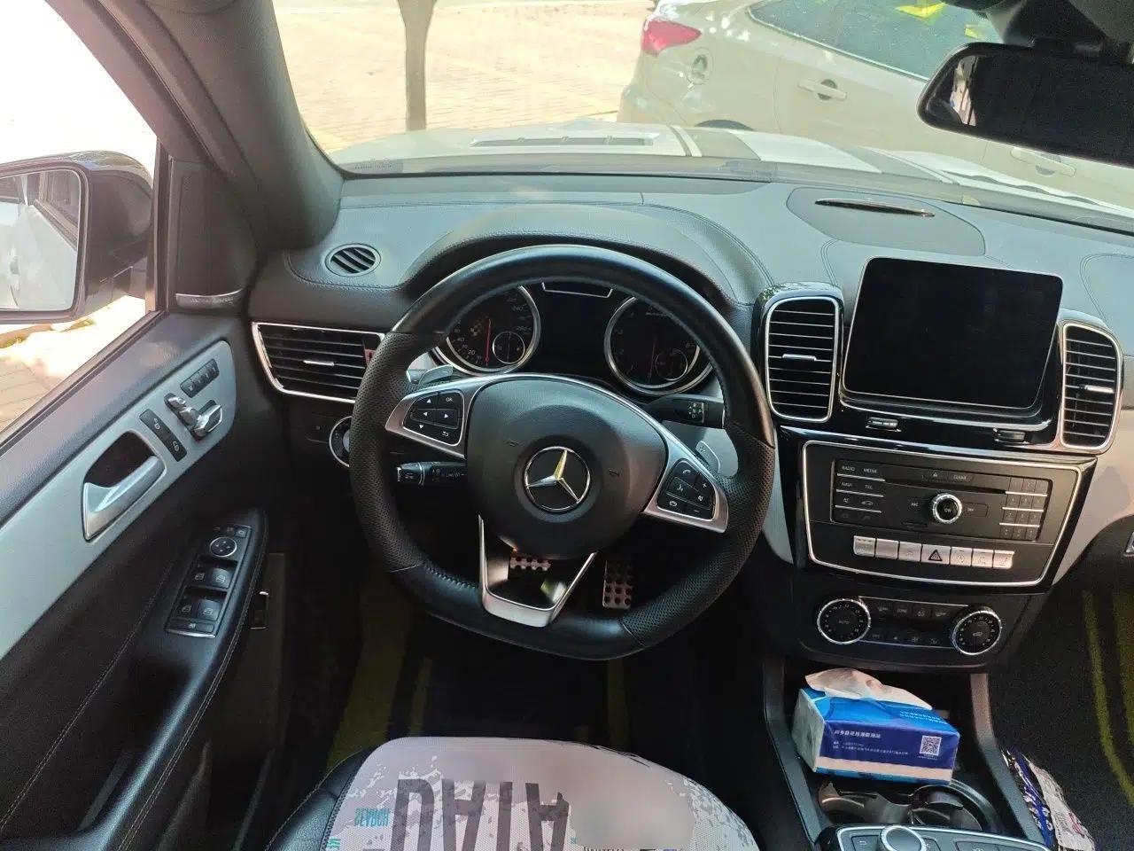 Mercedes-Benz GLE AMG 2017 AMG GLE 43 4MATIC — миниатюра 10