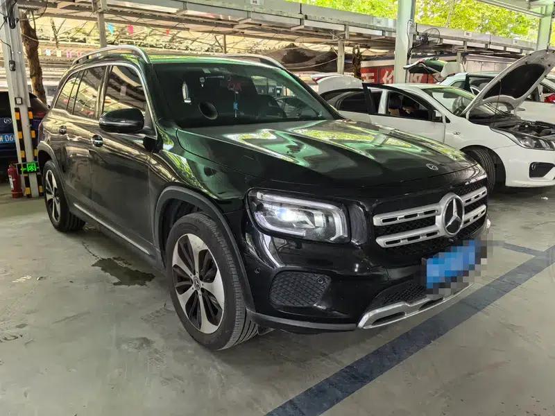 Mercedes-Benz GLB 2021 Fashion Edition — миниатюра 3