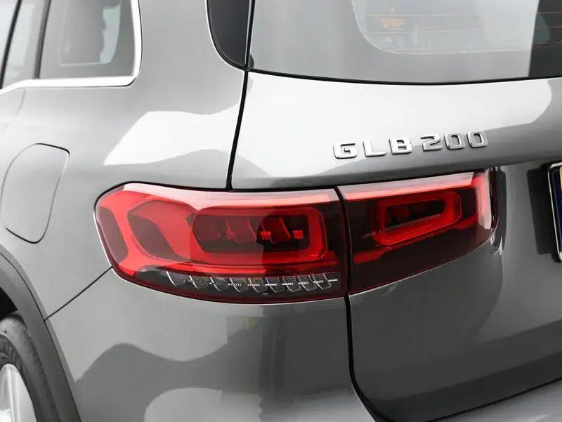 Mercedes-Benz GLB 2023 Facelift GLB 200 Dynamic — миниатюра 13
