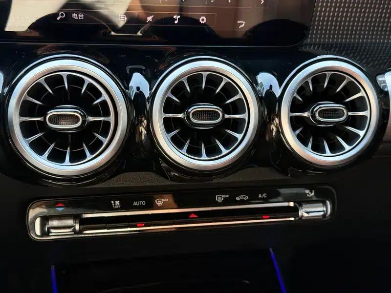 Mercedes-Benz GLB 2021 Fashion Edition — миниатюра 11