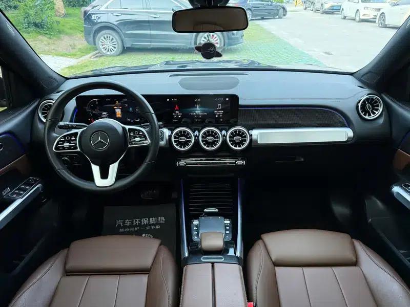 Mercedes-Benz GLB 2021 Fashion Edition — миниатюра 18