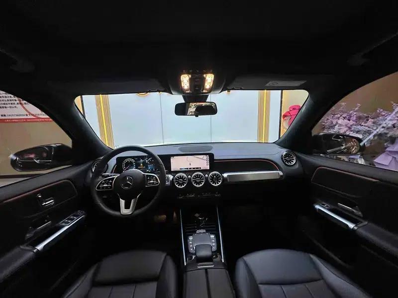 2023 Mercedes-Benz GLB 220 Dynamic — миниатюра 12