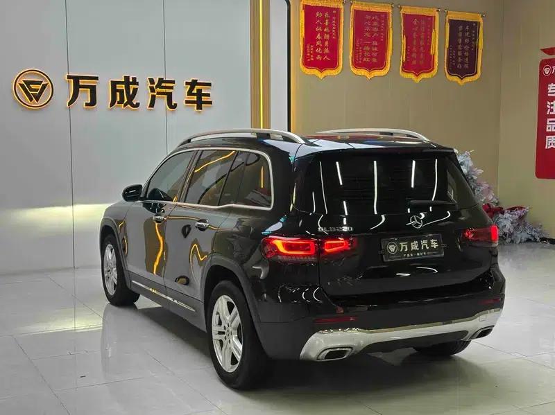 2023 Mercedes-Benz GLB 220 Dynamic — миниатюра 4