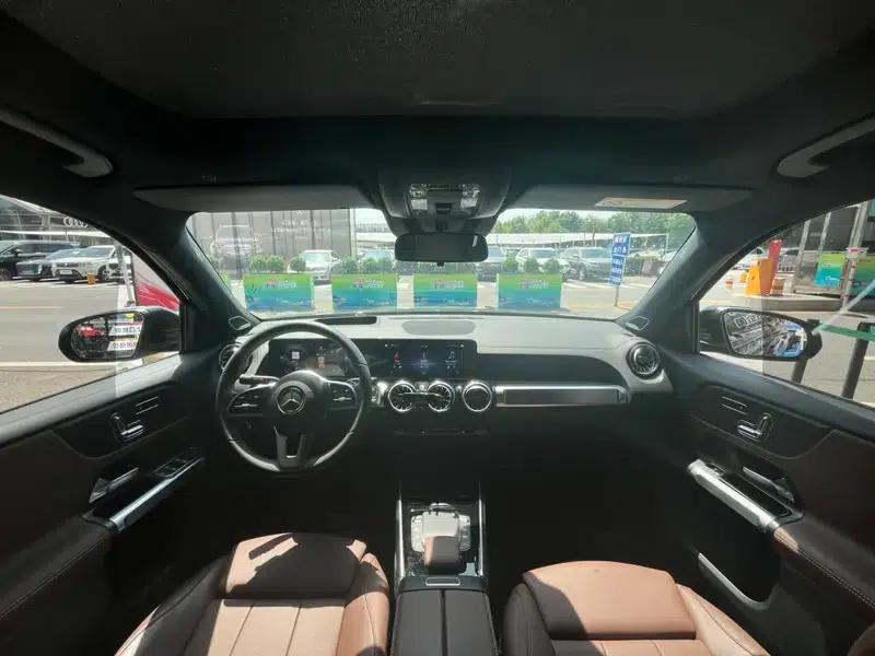 2023 Mercedes-Benz GLB 220 4MATIC — миниатюра 9