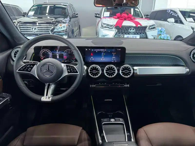 2024 Mercedes-Benz GLB 220 Dynamic — миниатюра 7