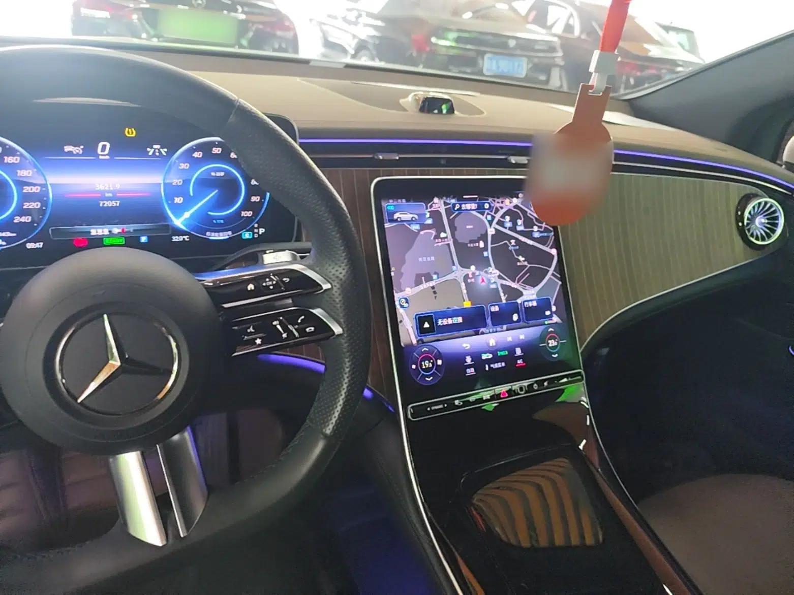 Mercedes-Benz EQE SUV 2023 350 4MATIC Pioneer Edition — миниатюра 12