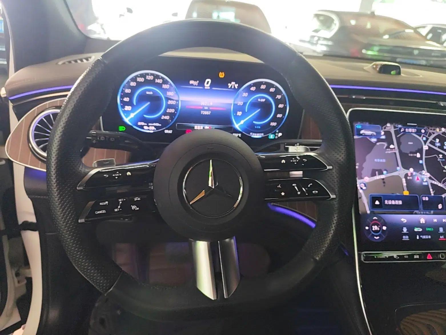 Mercedes-Benz EQE SUV 2023 350 4MATIC Pioneer Edition — миниатюра 13