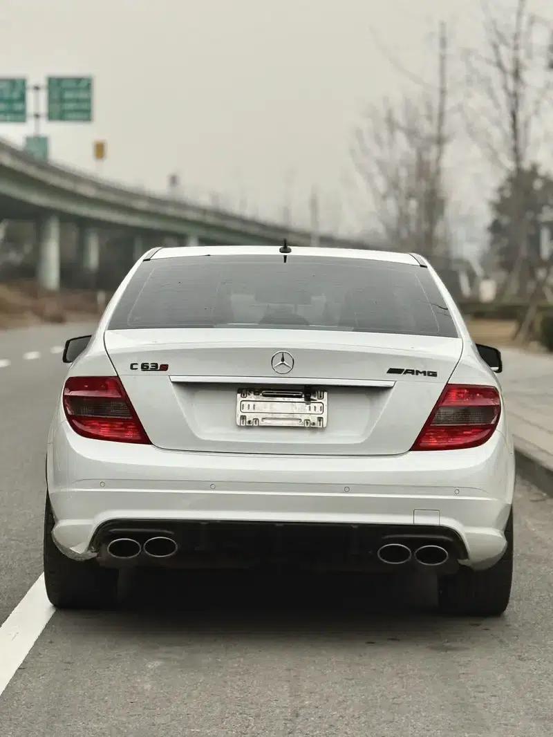 2012 Mercedes-Benz C-Class AMG C 63 Dynamic — миниатюра 6