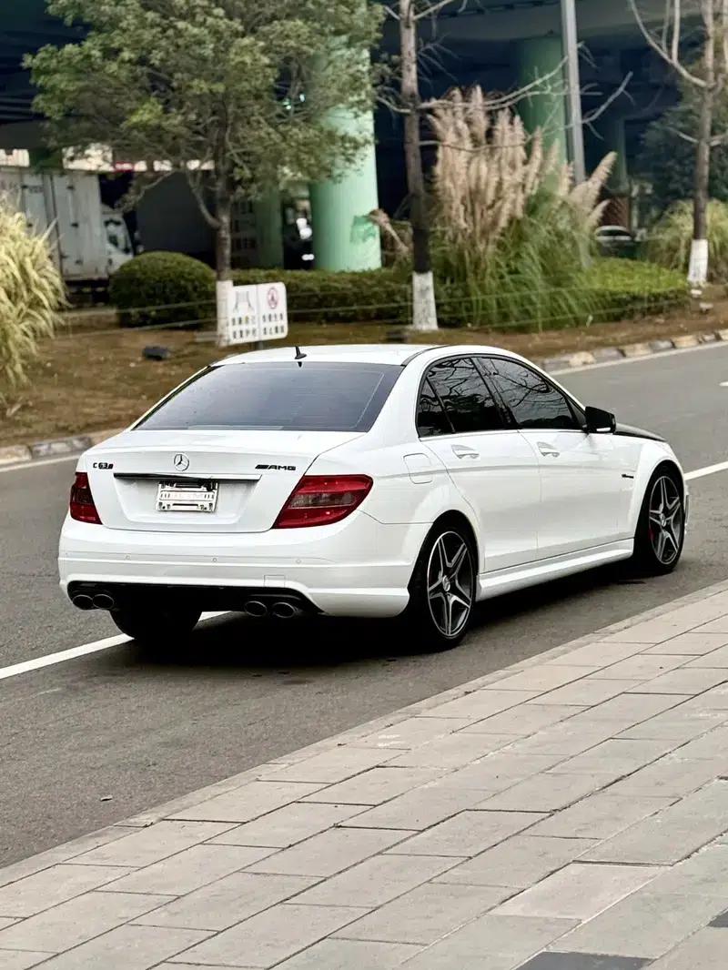 2012 Mercedes-Benz C-Class AMG C 63 Dynamic — миниатюра 7