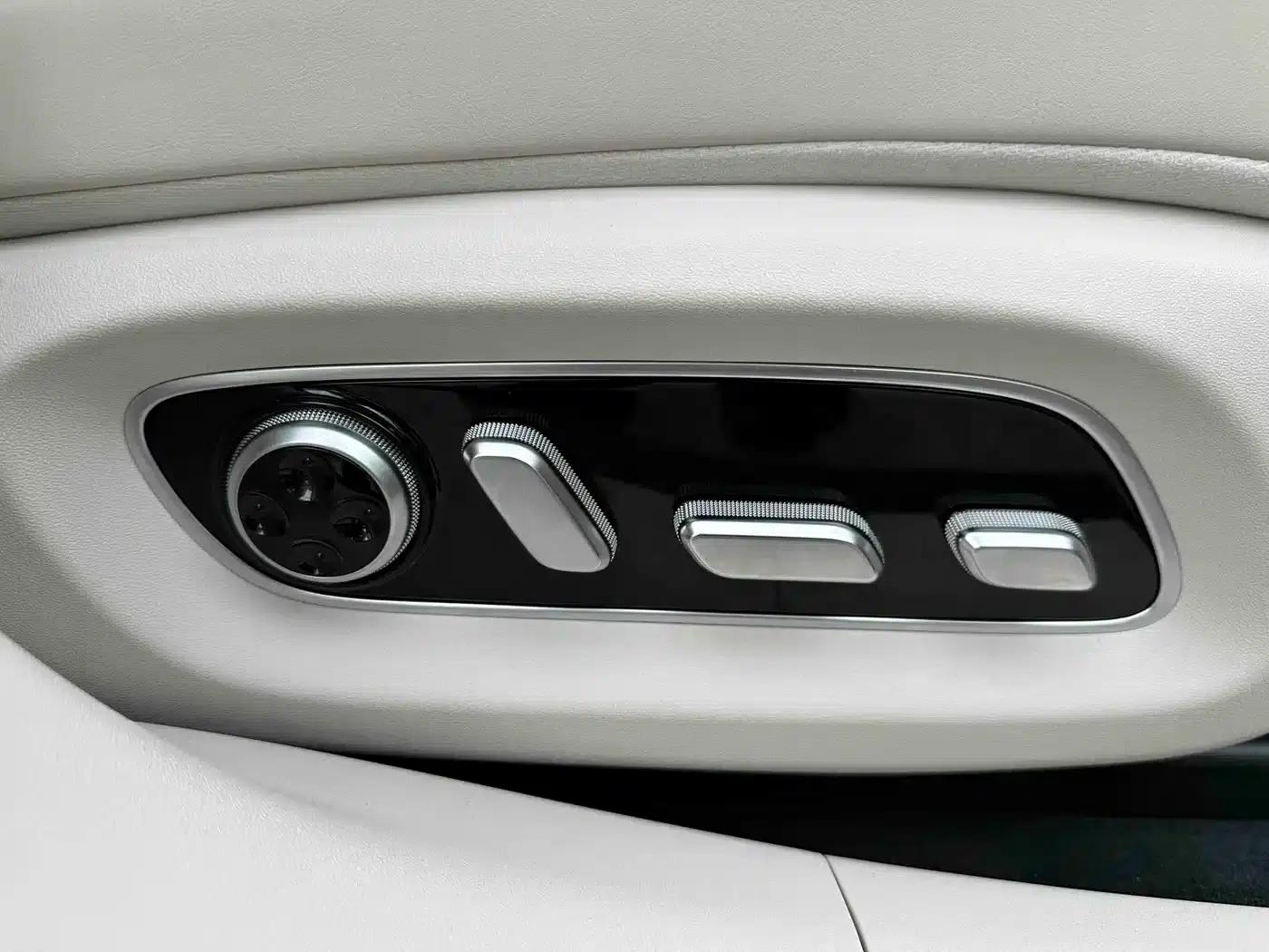 Enjoy S9 2026 Model (Range Extended Ultra, Rear-Wheel Drive, 53kWh, 192-Line LiDAR) — миниатюра 6