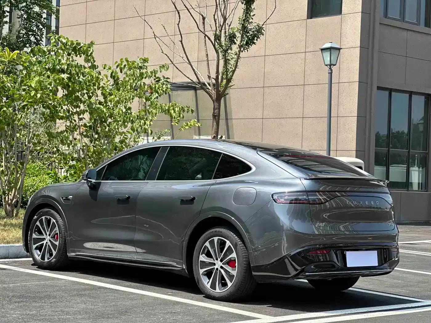 Zhijie R7 2024 Pure Electric 736km Ultra — миниатюра 7