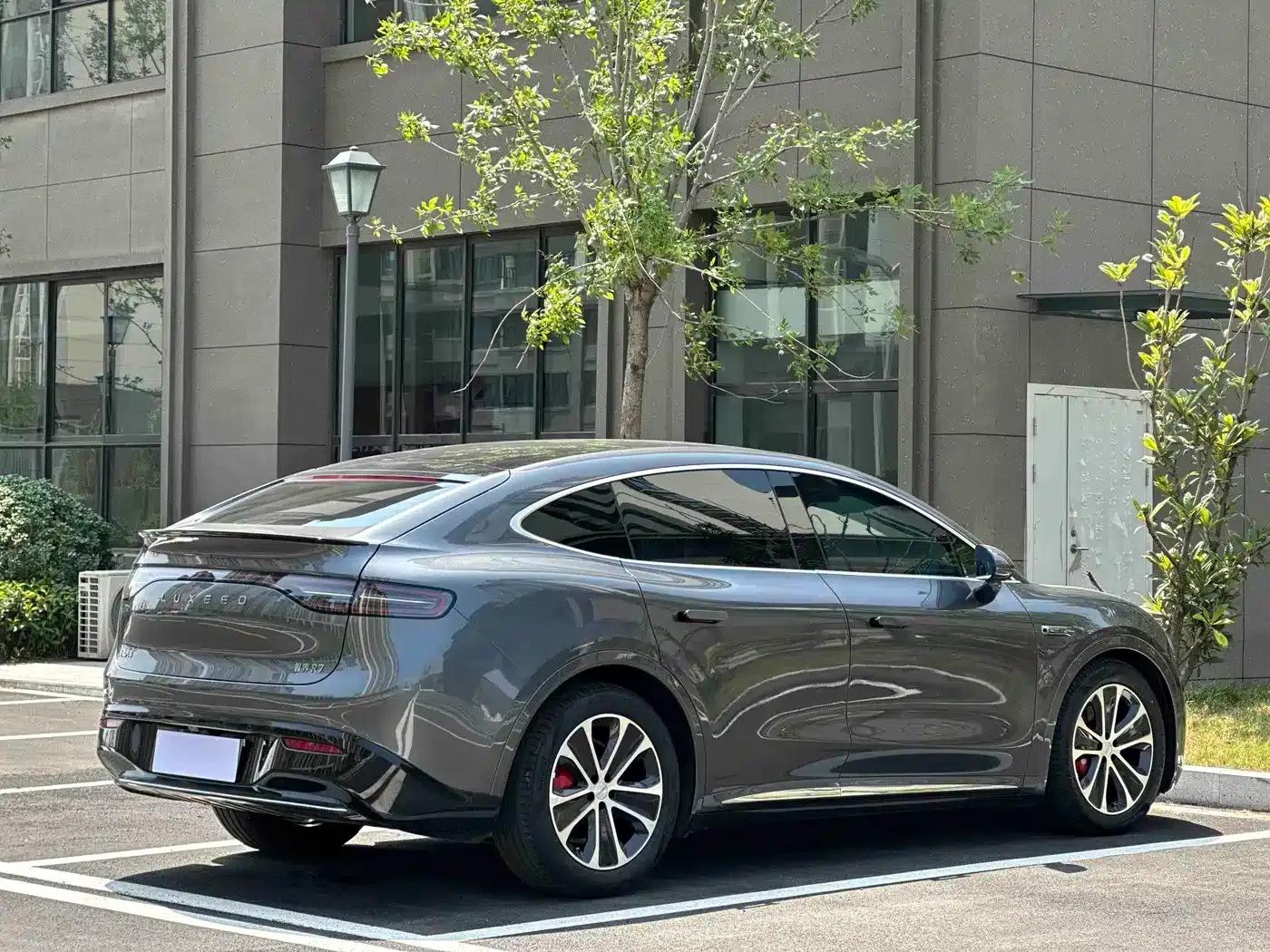 Zhijie R7 2024 Pure Electric 736km Ultra — миниатюра 9