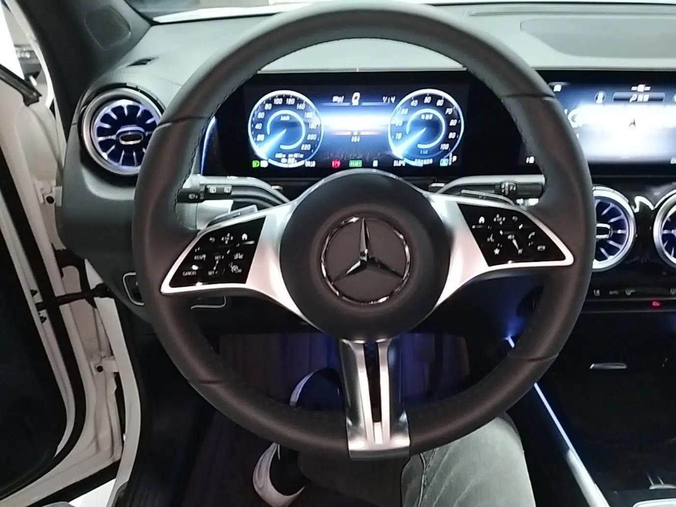 Mercedes-Benz EQB 2025 EQB 260 — миниатюра 18