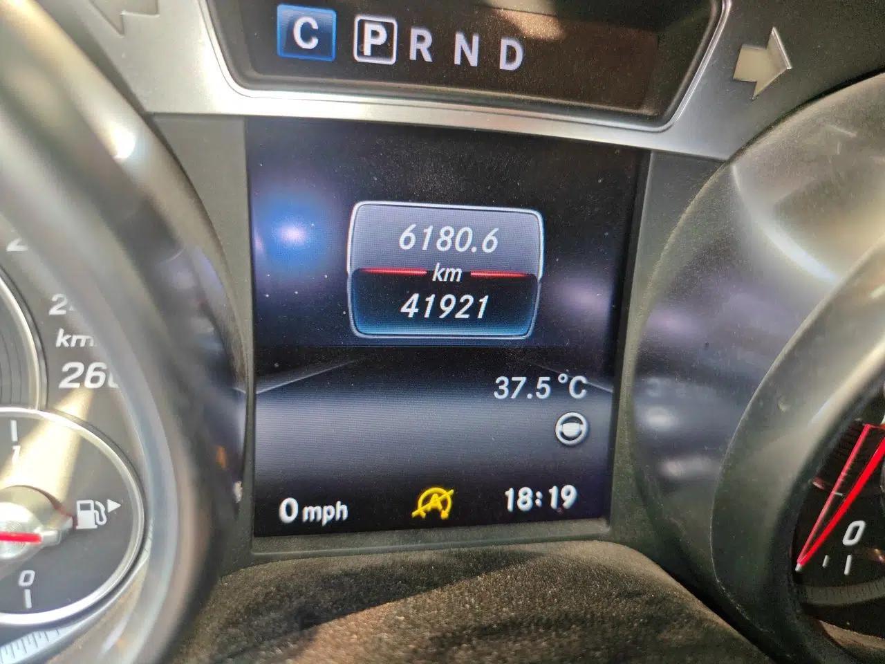 Mercedes-Benz SL-Class 2017 SL 400 — миниатюра 12