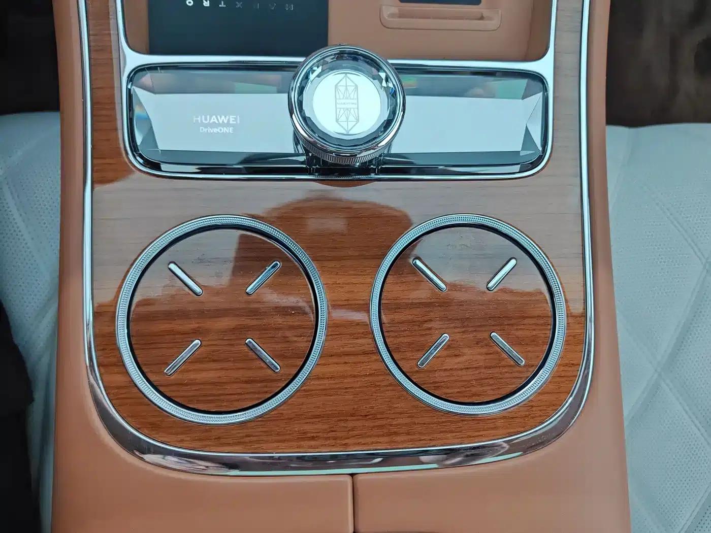 2025 S800 Premium Range Extended Star Executive Edition 4-seater (192-line LiDAR) — миниатюра 13
