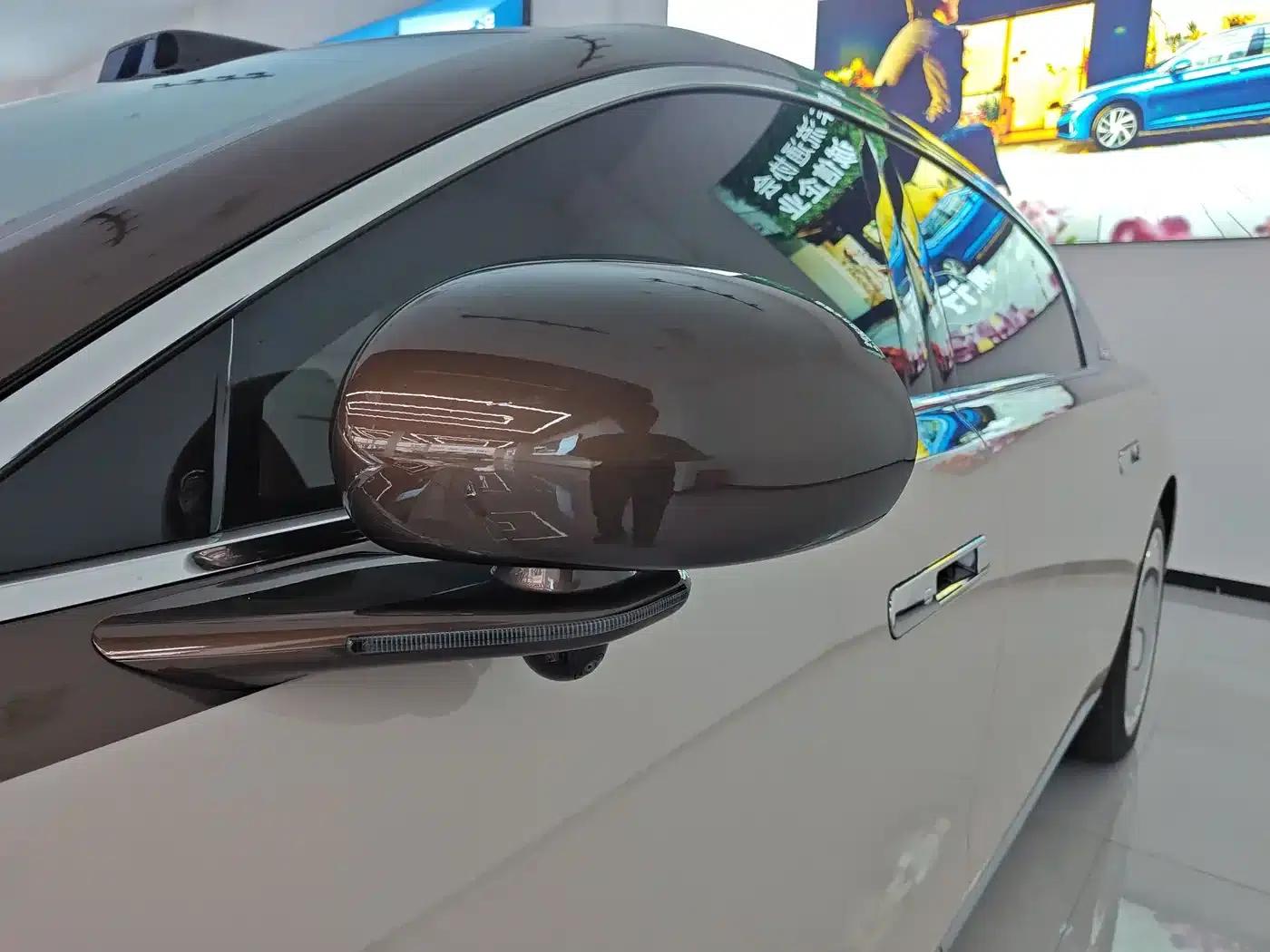2025 S800 Premium Range Extended Star Executive Edition 4-seater (192-line LiDAR) — миниатюра 26