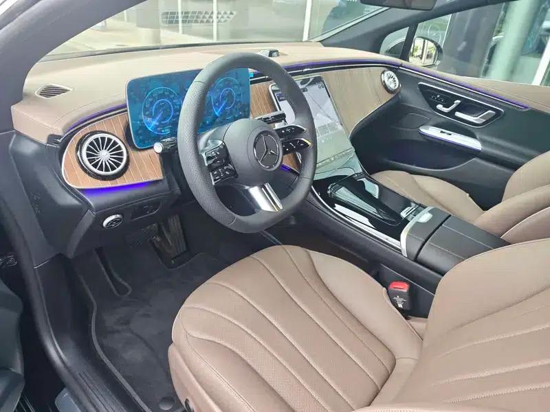 Mercedes-Benz EQE 2025 EQE 500 4MATIC Luxury Edition — миниатюра 8