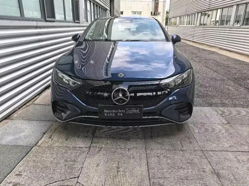 Mercedes-Benz EQE 2025 EQE 500 4MATIC Pioneer Edition — миниатюра 2
