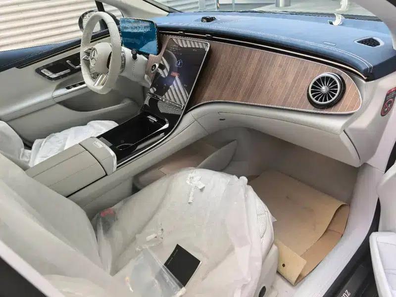 Mercedes-Benz EQE 2025 EQE 500 4MATIC Pioneer Edition — миниатюра 7