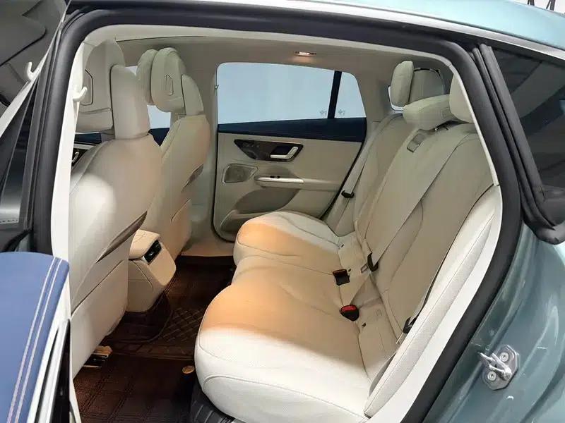 Mercedes-Benz EQE 2025 EQE 500 4MATIC Luxury Edition — миниатюра 15