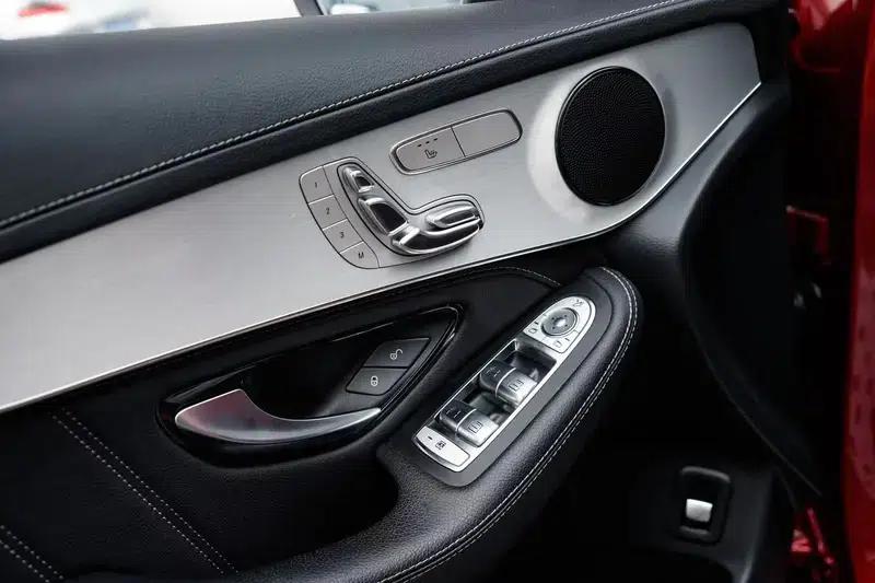 2018 Mercedes-Benz GLC AMG 63 4MATIC+ — миниатюра 19