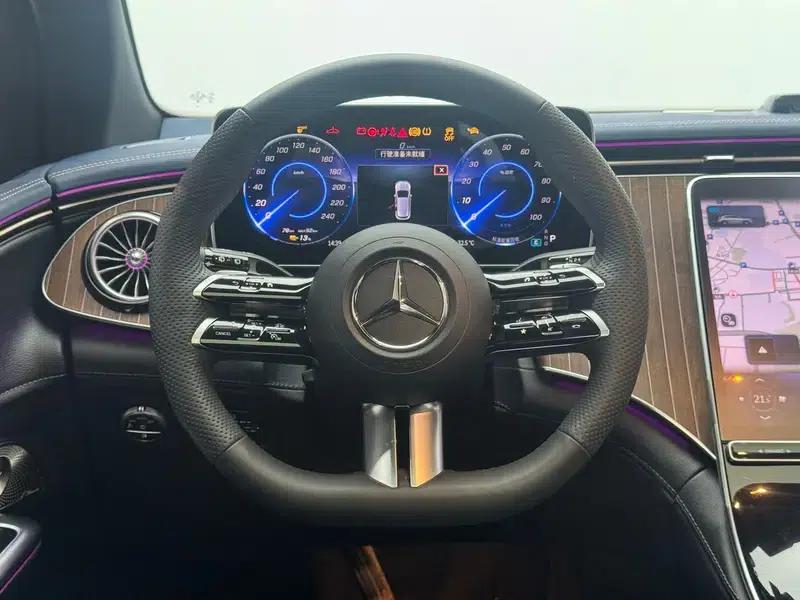 2023 Mercedes-Benz EQE SUV 350 4MATIC Luxury Edition — миниатюра 16