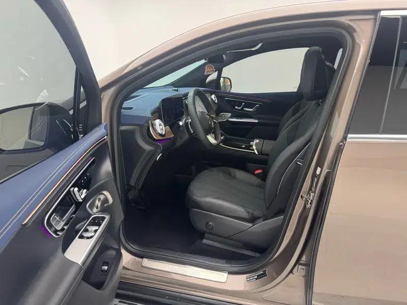 2023 Mercedes-Benz EQE SUV 350 4MATIC Luxury Edition — миниатюра 17