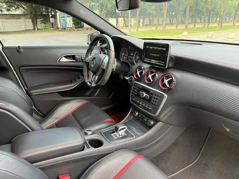 2014 Mercedes-Benz A-Class AMG (Imported) AMG A 45 4MATIC — миниатюра 17