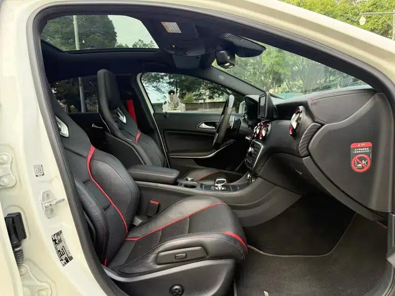 2014 Mercedes-Benz A-Class AMG (Imported) AMG A 45 4MATIC — миниатюра 23