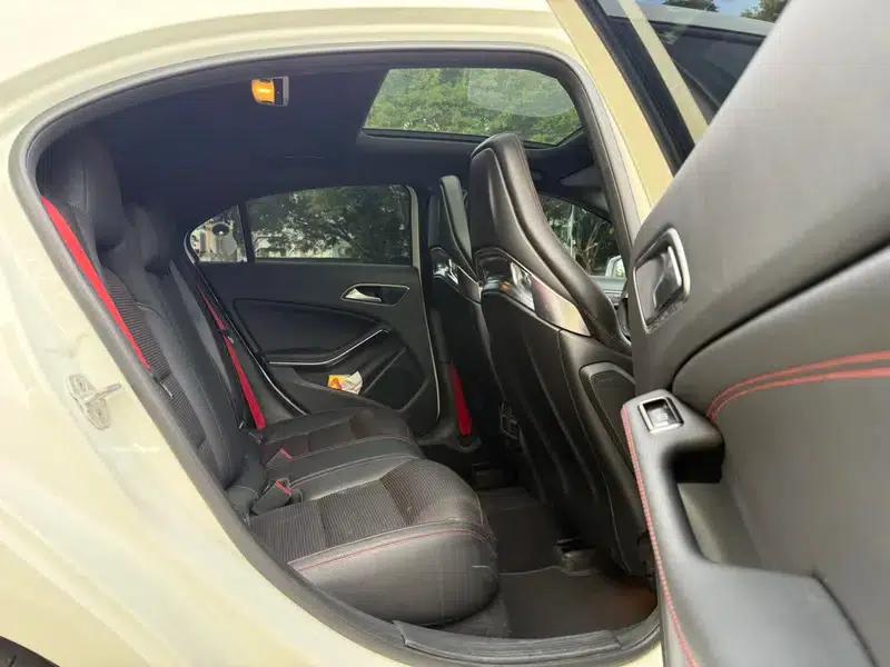 2014 Mercedes-Benz A-Class AMG (Imported) AMG A 45 4MATIC — миниатюра 24