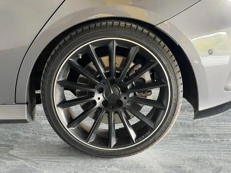 2022 Mercedes-Benz A-Class AMG (Imported) AMG A 35 4MATIC — миниатюра 9