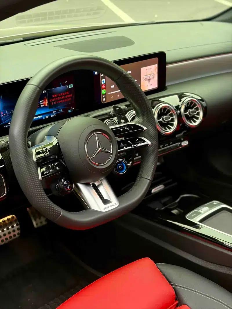2024 Mercedes-Benz A-Class AMG (Imported) AMG A 35 4MATIC — миниатюра 13