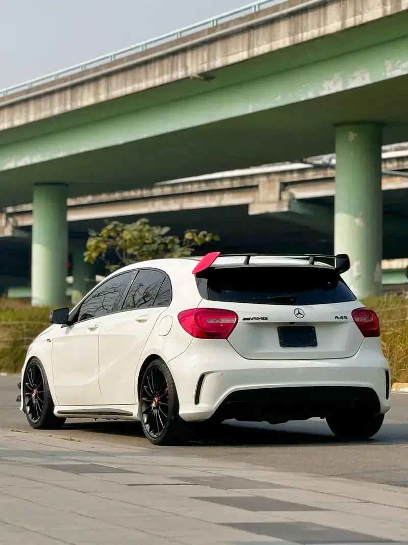 2014 Mercedes-Benz A-Class AMG (Imported) AMG A 45 4MATIC — миниатюра 4