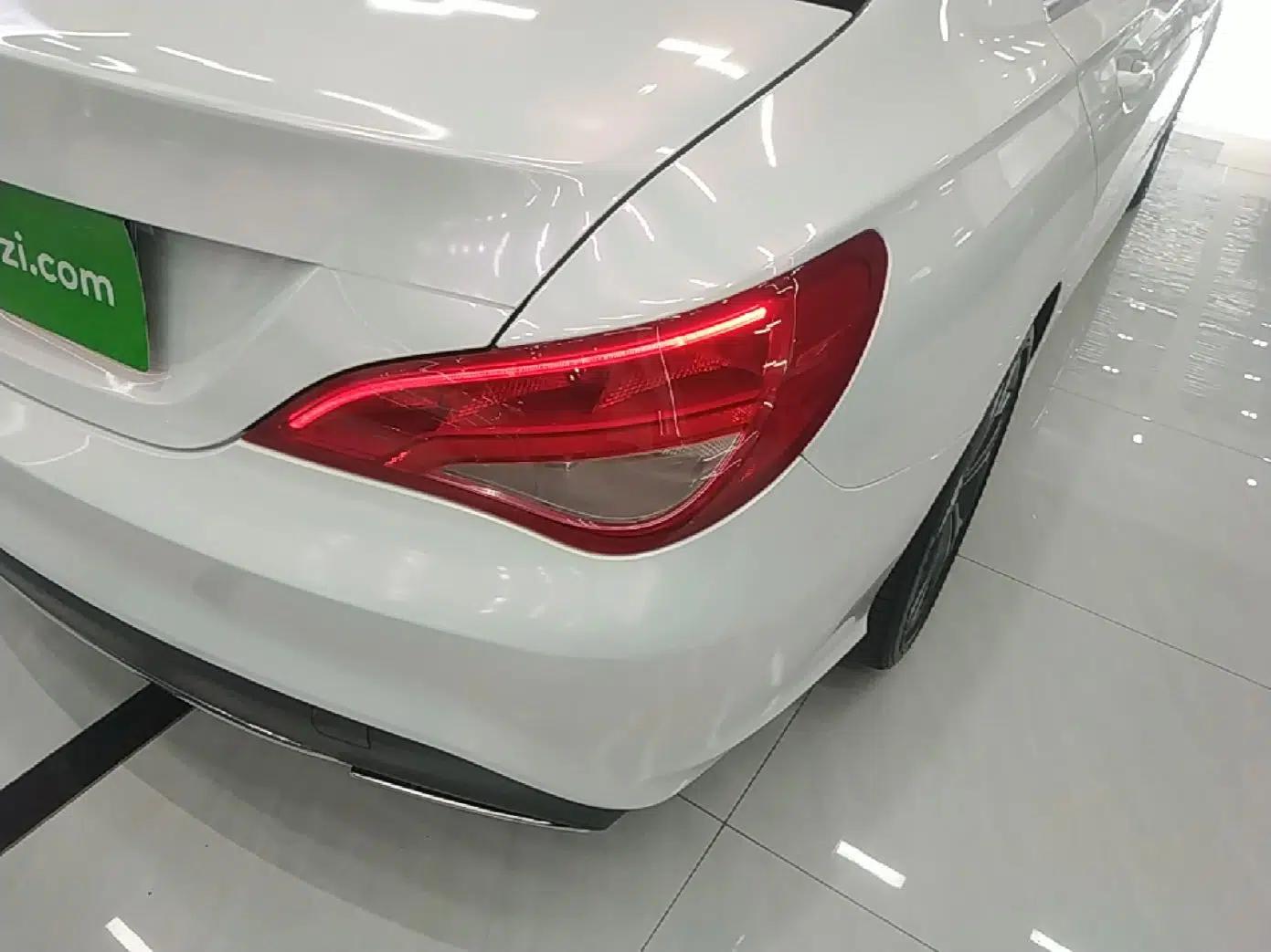 Mercedes-Benz CLA 2016 Refreshed CLA 200 Sport Edition — миниатюра 9