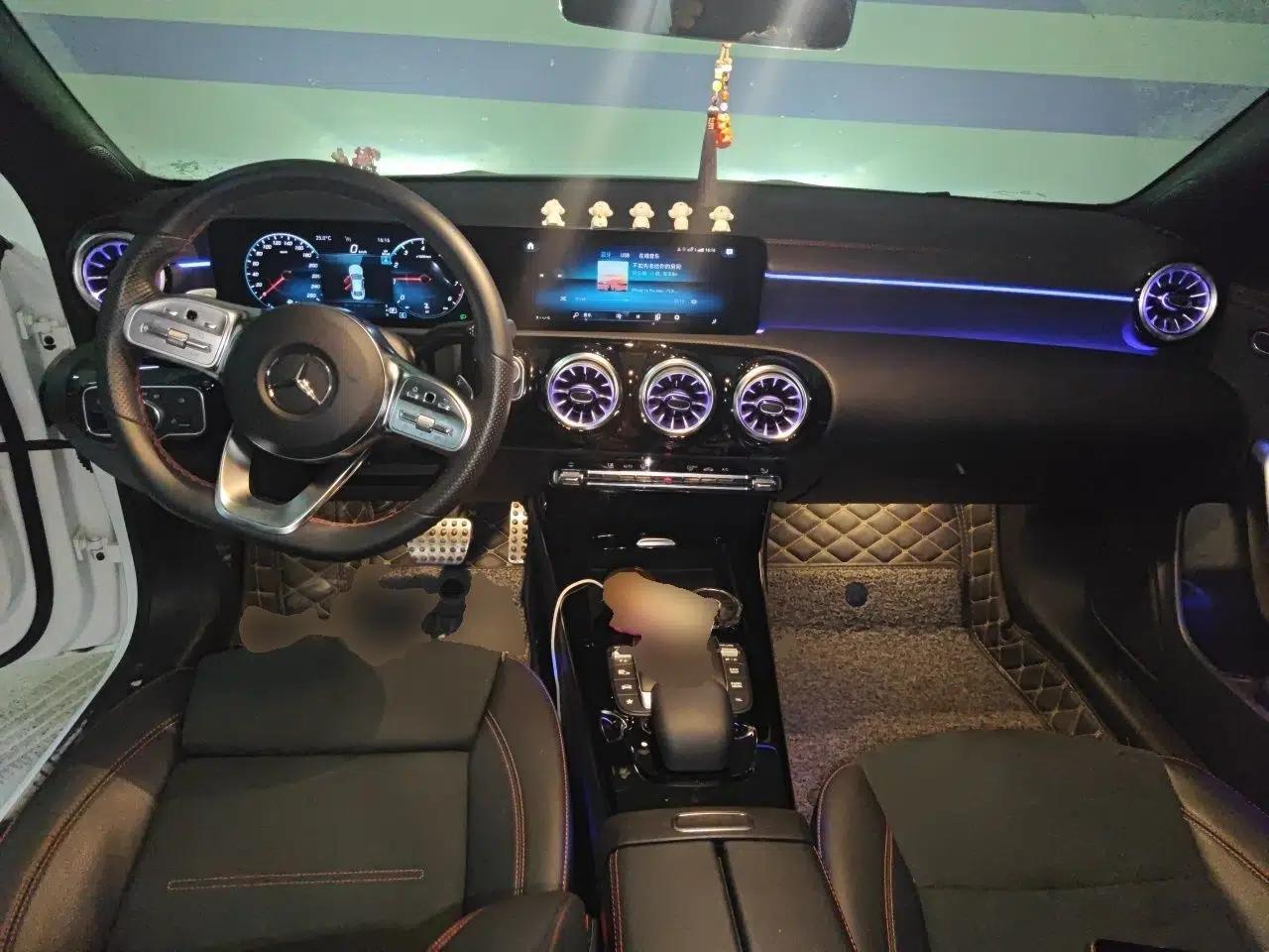 Mercedes-Benz CLA 2022-Year Updated CLA 200 — миниатюра 9